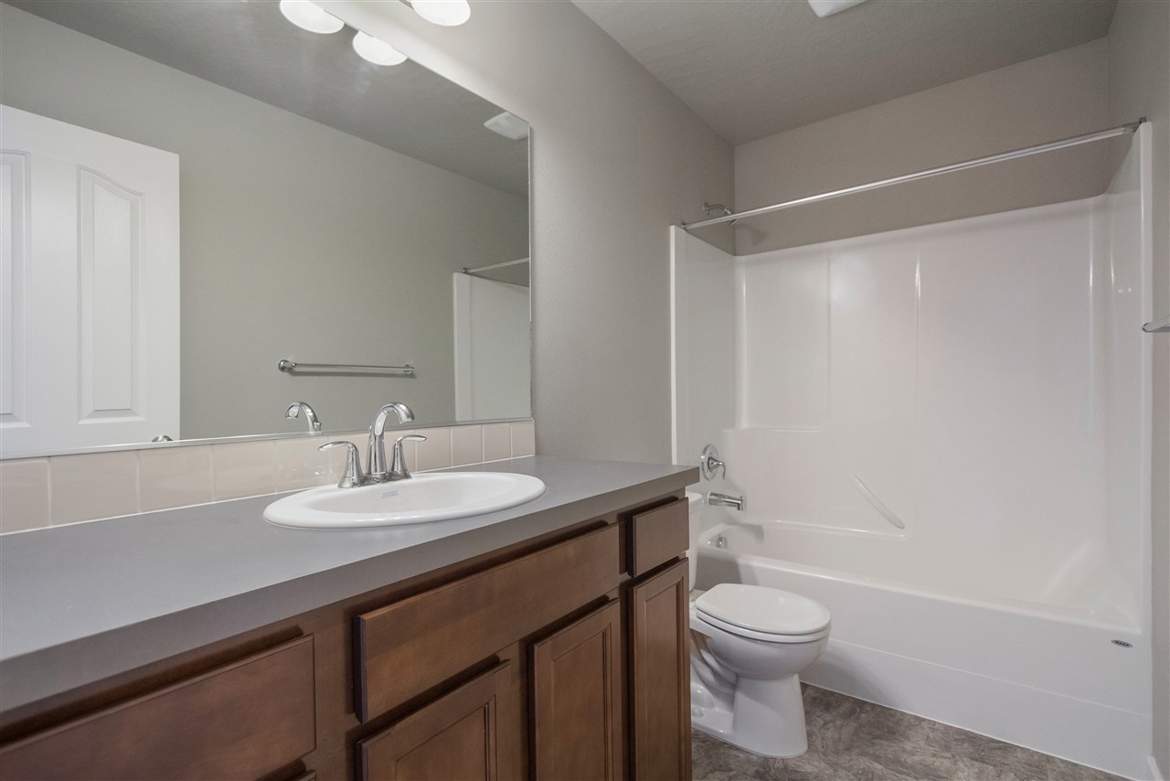 817 East Paske Road Colbert, WA 99005 - Photo 17 of 20