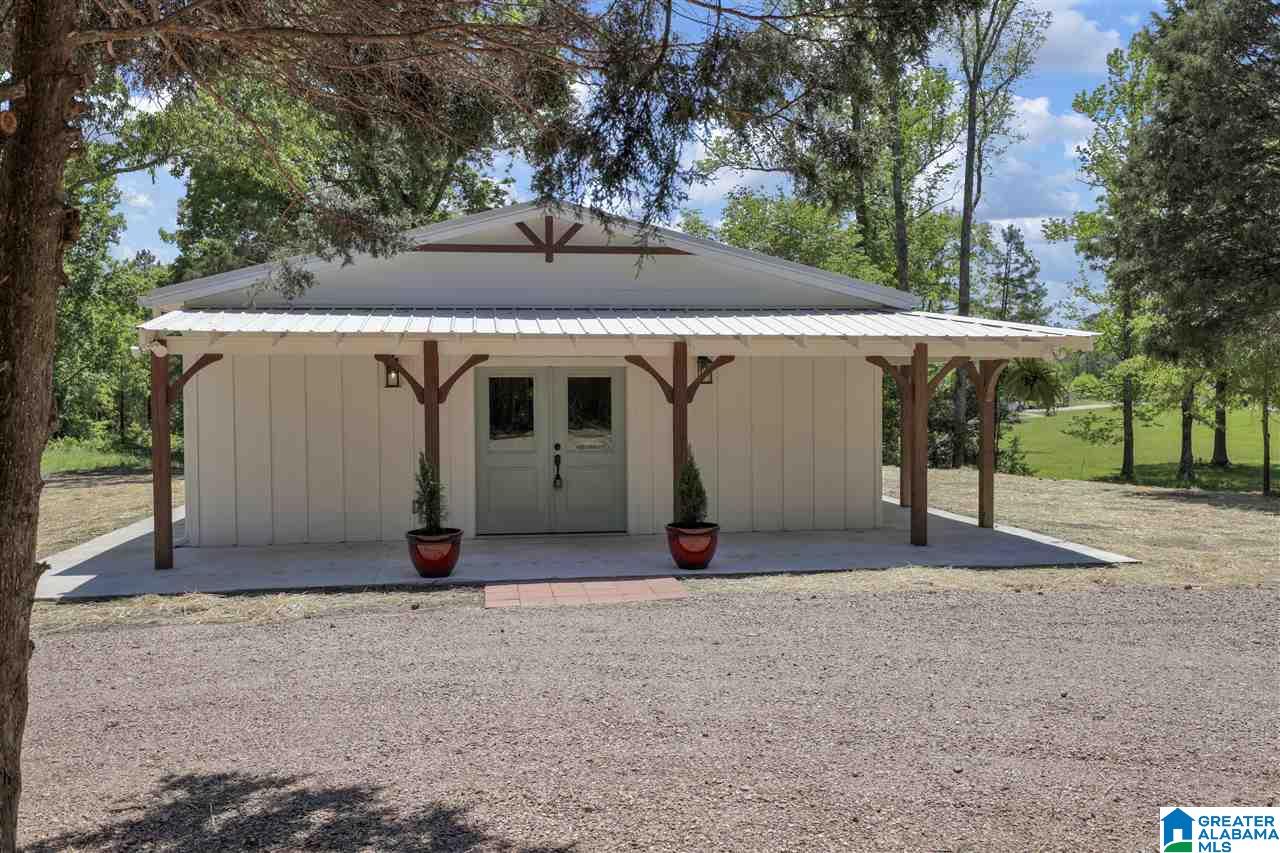 6944 Lou George Loop Bessemer, AL 35022 - Photo 2 of 30
