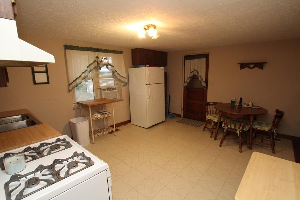 11732 London Road Orient, OH 43146 - Photo 6 of 19 Gallery Image 6