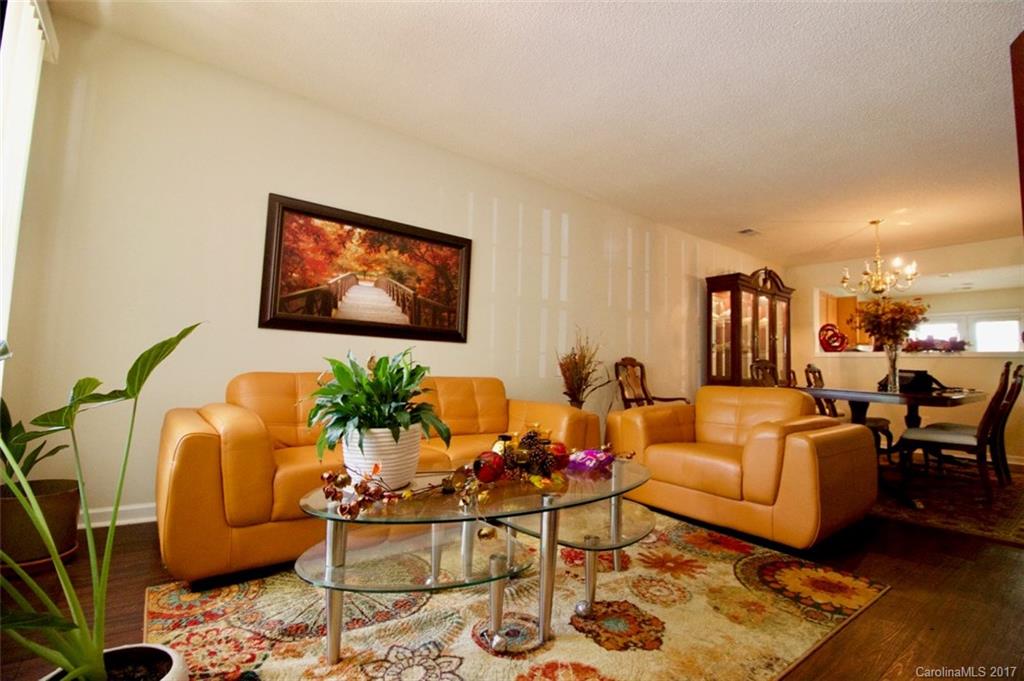 16849 Timber Crossing Road, Unit 16849 Charlotte, NC 28213 - Photo 2 of 12 Gallery Image 2