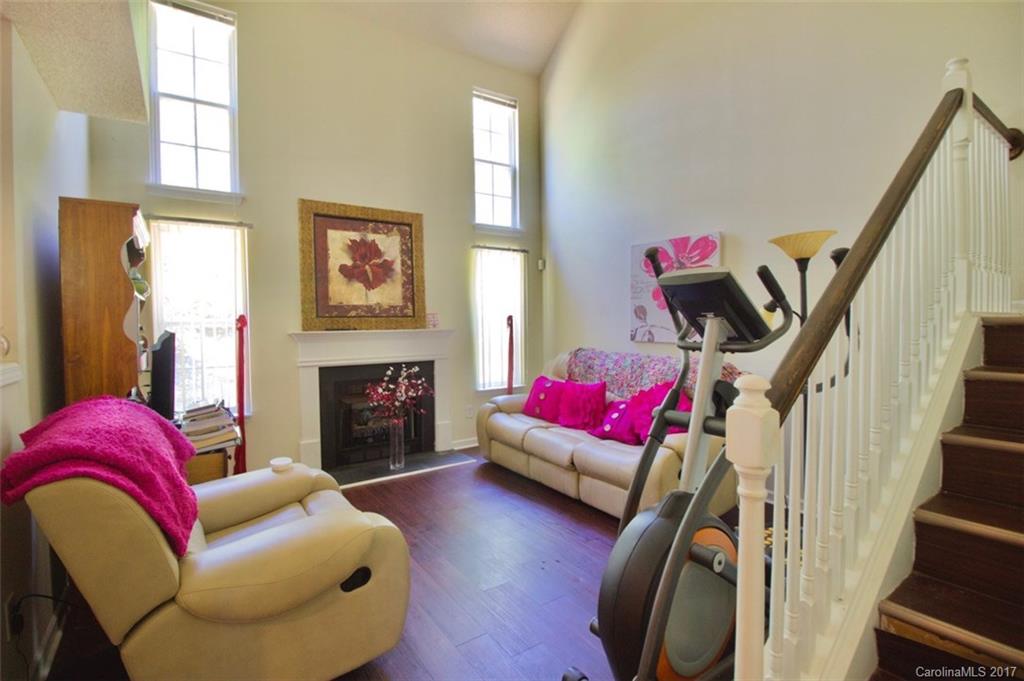 16849 Timber Crossing Road, Unit 16849 Charlotte, NC 28213 - Photo 5 of 12 Gallery Image 5
