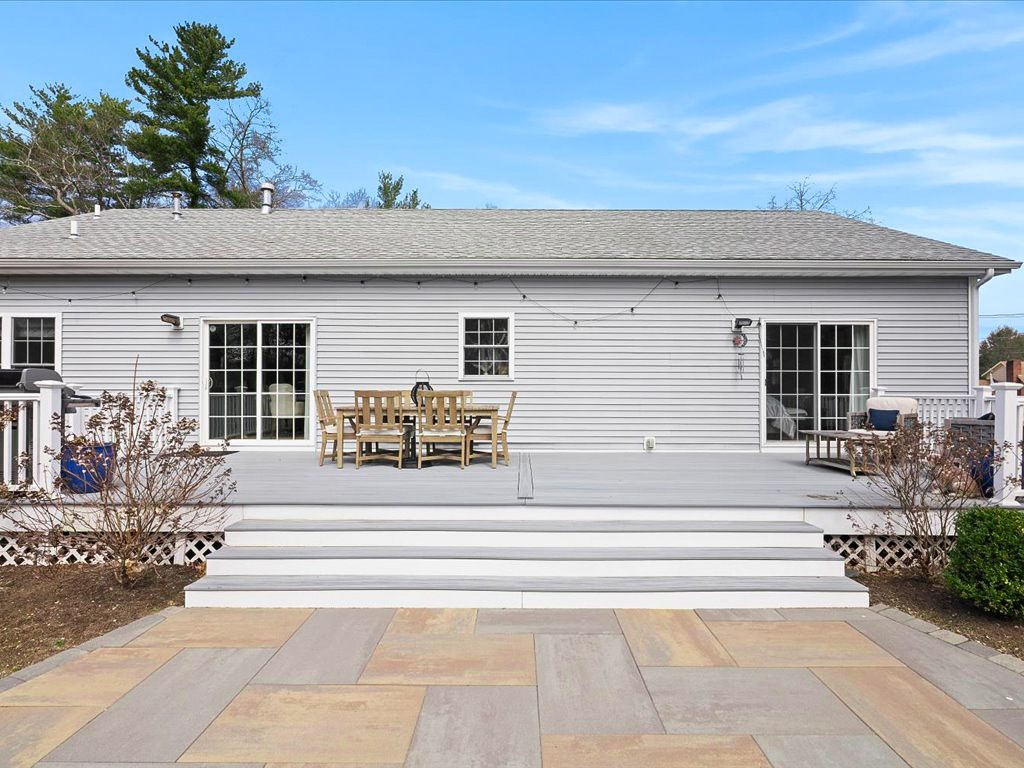 120 S Road East Greenwich, RI 02818 - Photo 26 of 29