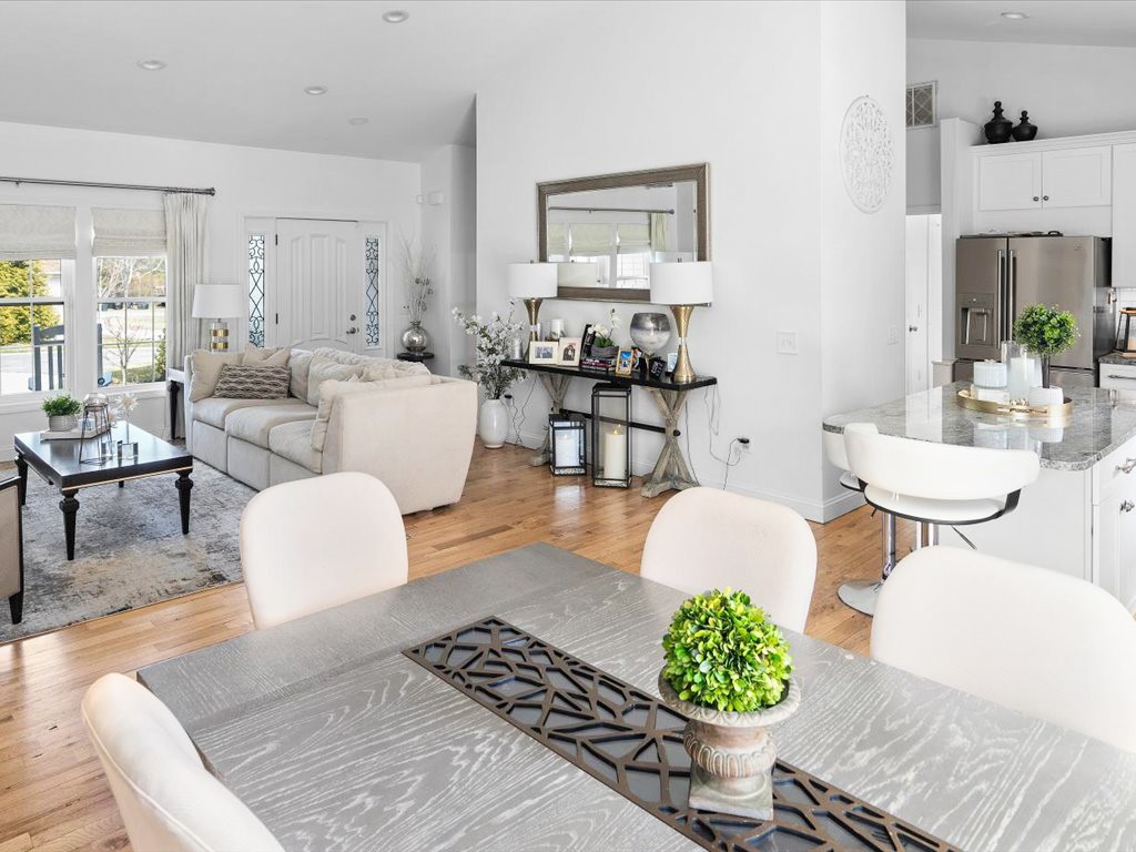 120 S Road East Greenwich, RI 02818 - Photo 9 of 29