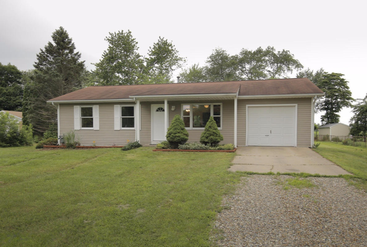 Undisclosed Address Three Rivers, MI 49093 - Photo 2 of 17 15011877_01