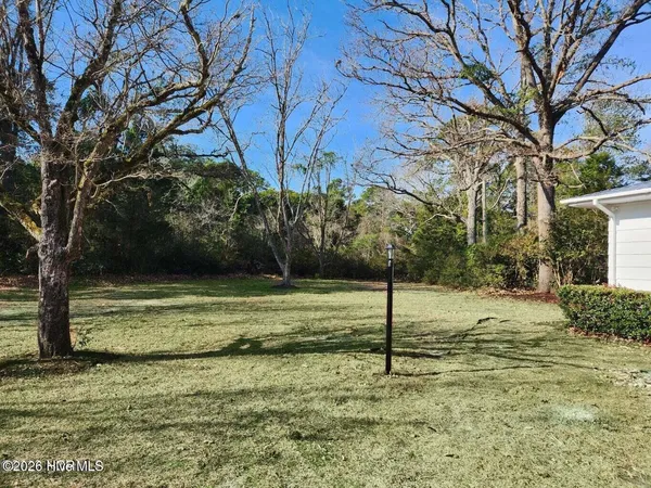 $2,200 | 63 Jesse Lee Lane, Hampstead, NC 28443