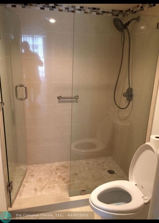 1865 Brickell Avenue, Unit A707 Miami, FL 33129 - Photo 4 of 8