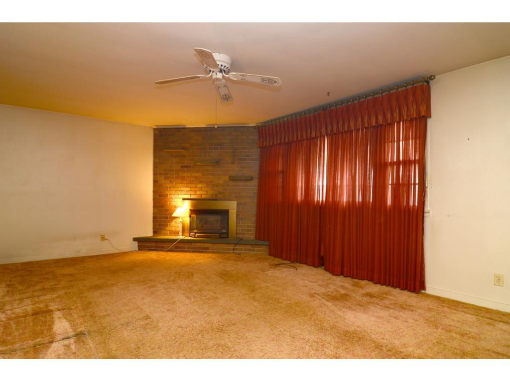 2726 Country Club Road Endwell, NY 13760 - Photo 3 of 22 Gallery Image 3