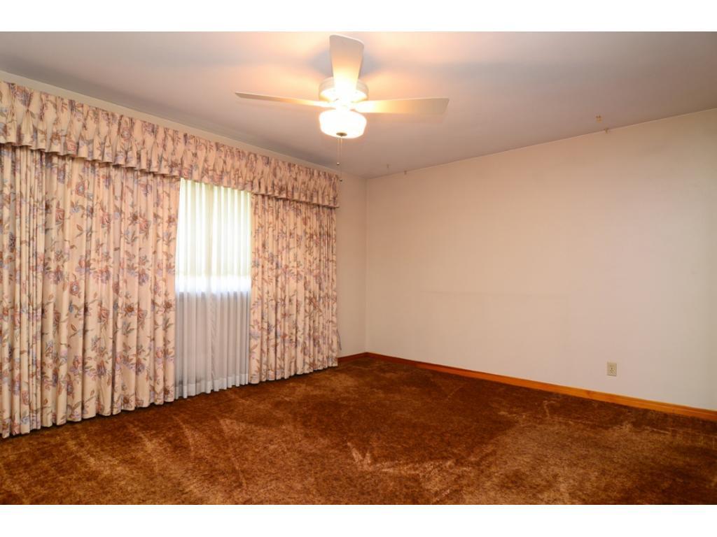 2726 Country Club Road Endwell, NY 13760 - Photo 9 of 22 Gallery Image 9