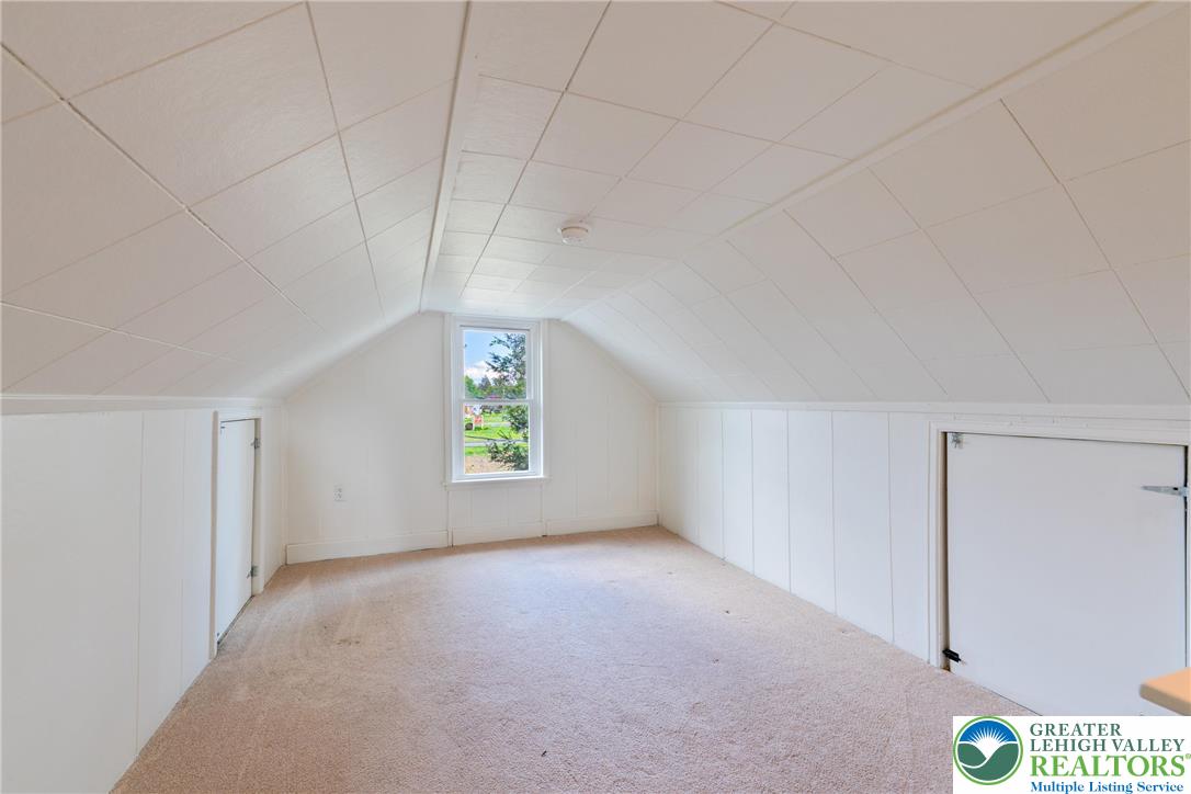 4327 Lanark Road Center Valley, PA 18034 - Photo 28 of 37 Gallery Image 28