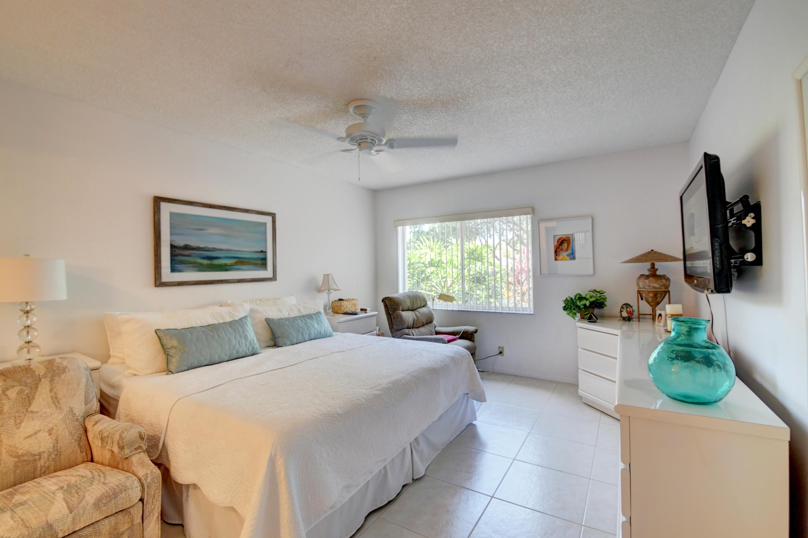 8212 Sweetbriar Way Boca Raton, FL 33496 - Photo 13 of 23 dsc_2898_899_900_901_902