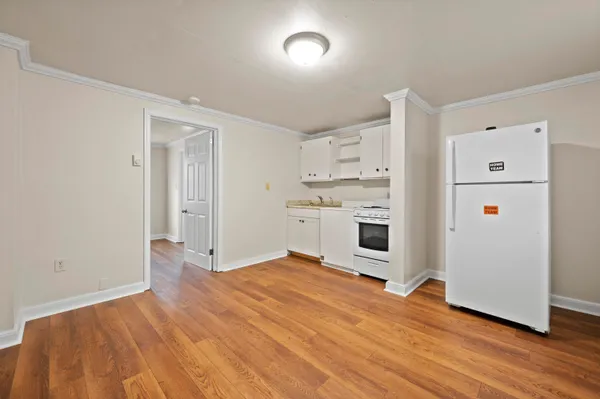 $1,050 | 3309 Spruill Avenue, Unit 4, North Charleston, SC 29405