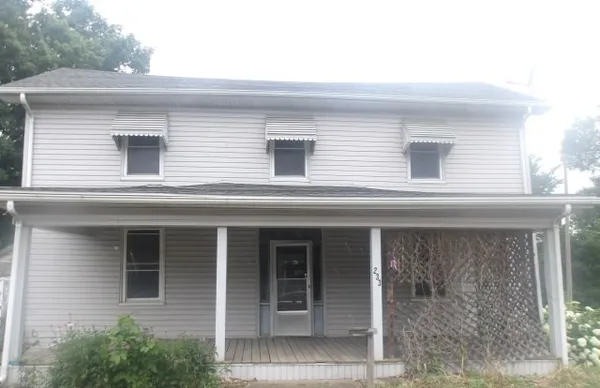 $20,000 | 233 Buena Vista Street, Paris, IL 61944
