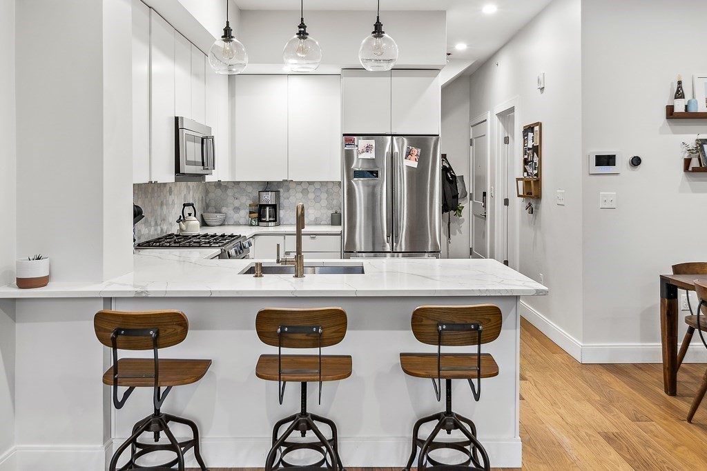 303 Sumner Street, Unit 3R Boston, MA 02128 - Photo 12 of 25