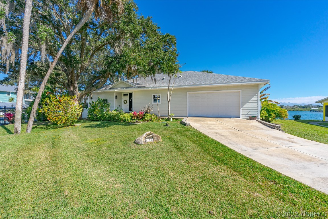 193 Hibiscus Road Edgewater, FL 32141 - Photo 2 of 42 Gallery Image 2