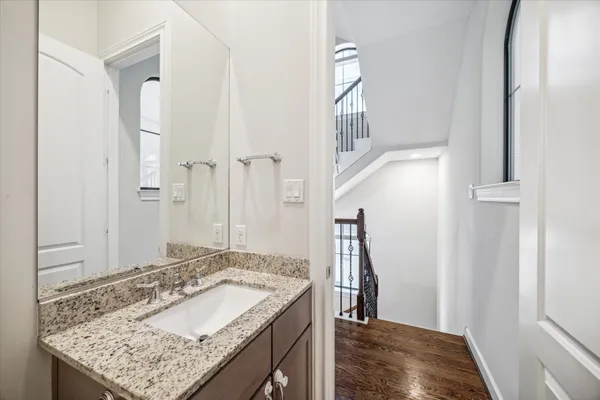 $3,400 | 4705 Jackson Street, Houston, TX 77004