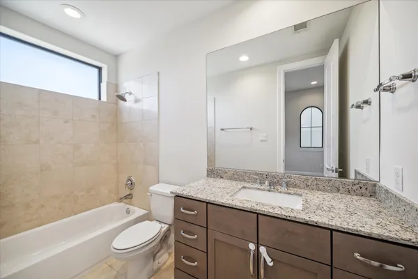 $3,400 | 4705 Jackson Street, Houston, TX 77004