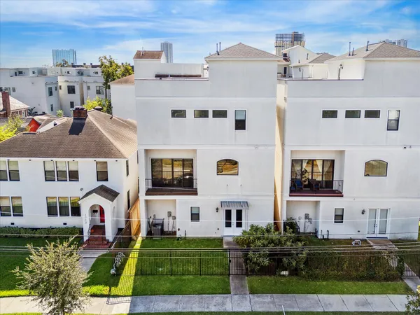 $3,400 | 4705 Jackson Street, Houston, TX 77004