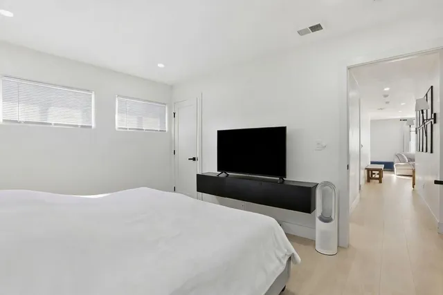 $1,450,000 | 2011 Willow Way, San Bruno, CA 94066