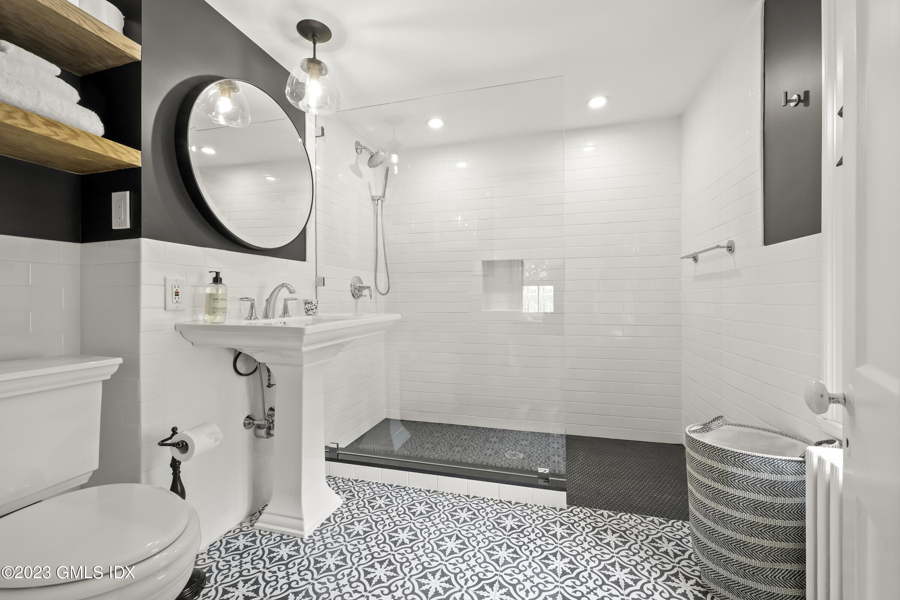 276 East Middle Patent Road Greenwich, CT 06831 - Photo 20 of 25 276 E Middle Patent Rd-print-029-030-030