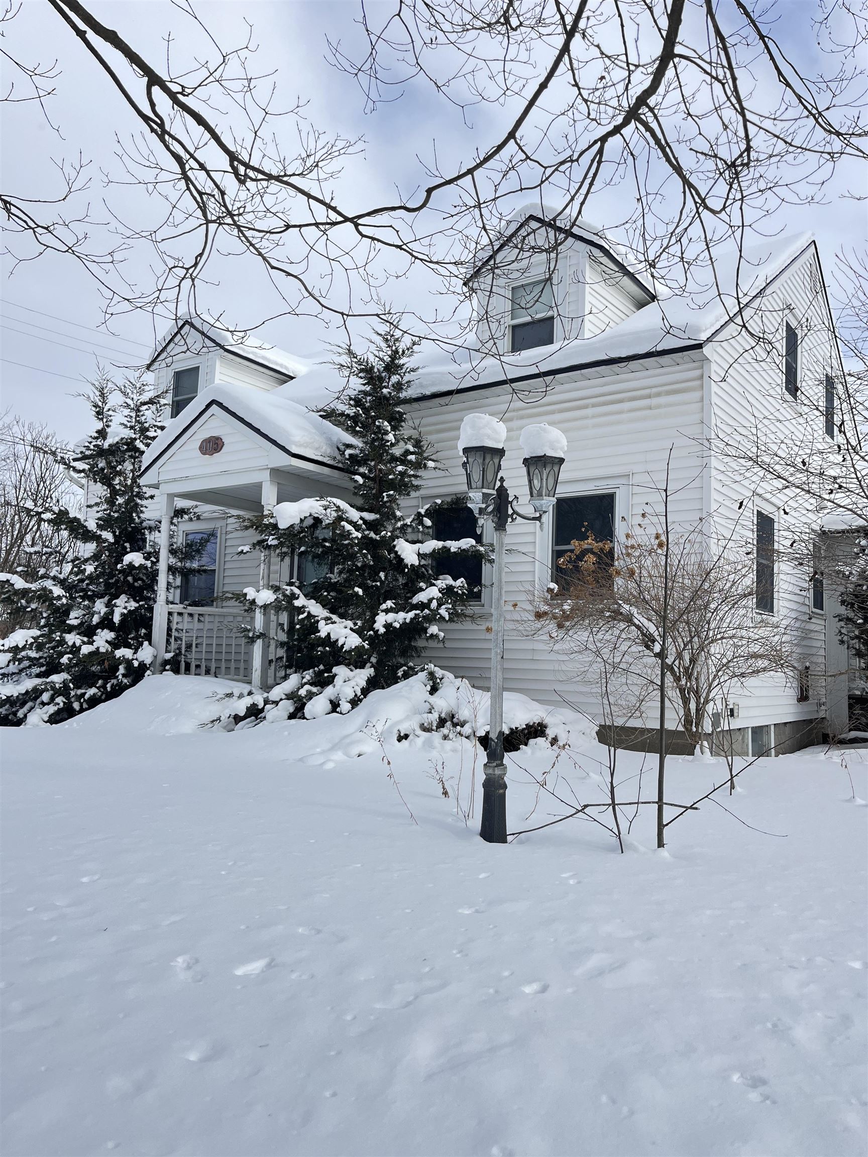 405 Main Street Derby, VT 05829 - Photo 2 of 22