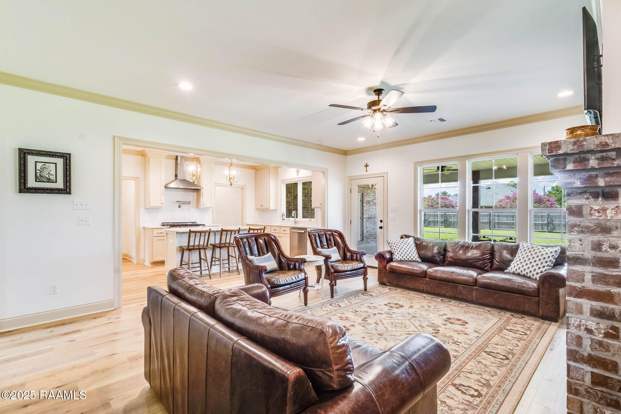 106 Rue Jean Rayne, LA 70578 - Photo 17 of 29 Living Room