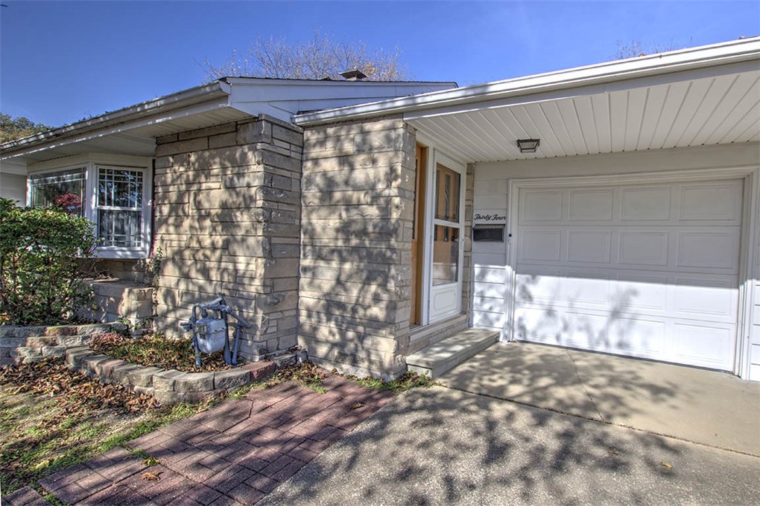 34 East N Street Decatur, IL 62526 - Photo 8 of 30