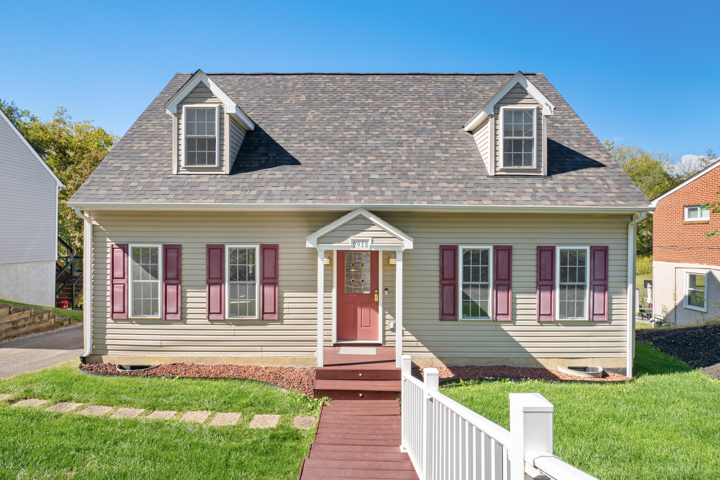 2918 Green Ridge Road Roanoke, VA 24019 - Photo 4 of 39 30-2918-Green-Ridge-Rd-Roanoke