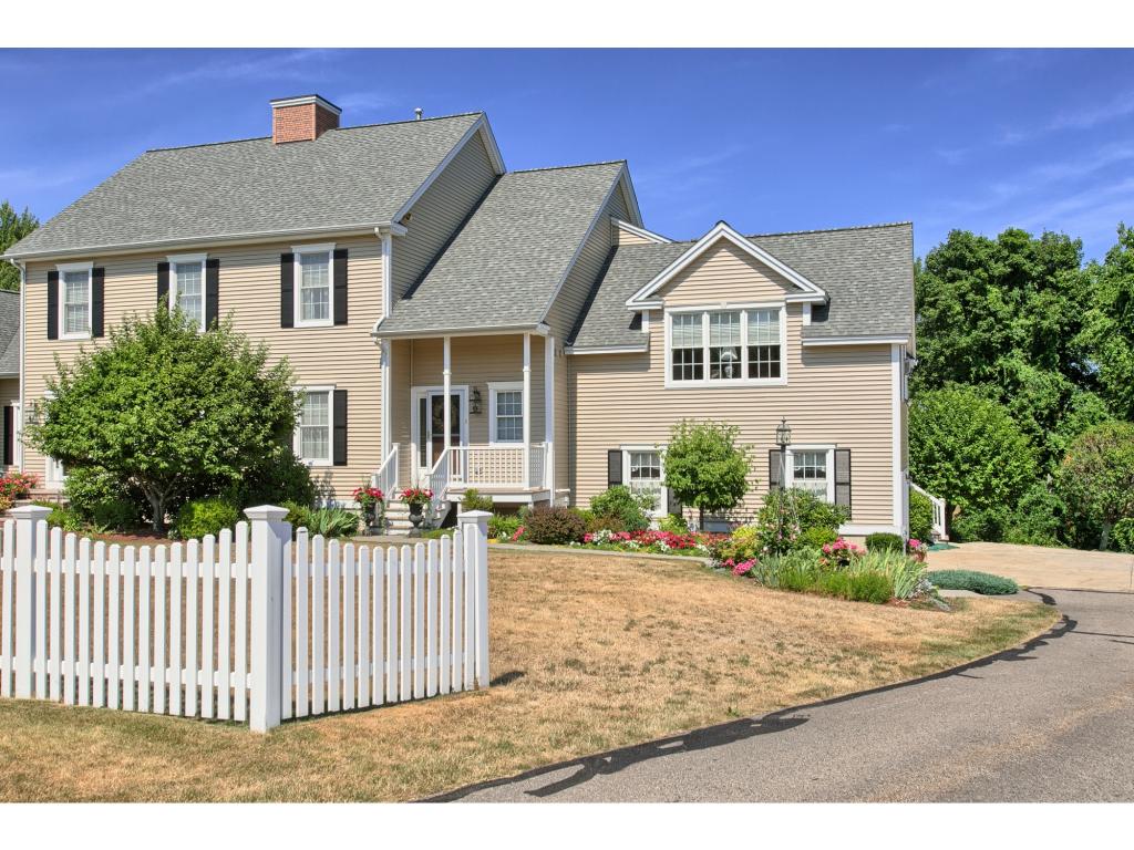 11 Parish Square, Unit 11 Atkinson, NH 03811 - Photo 1 of 31