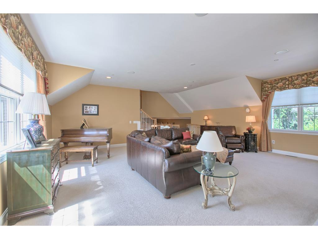 11 Parish Square, Unit 11 Atkinson, NH 03811 - Photo 11 of 31