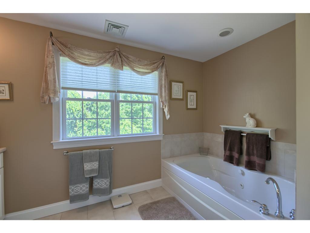 11 Parish Square, Unit 11 Atkinson, NH 03811 - Photo 19 of 31