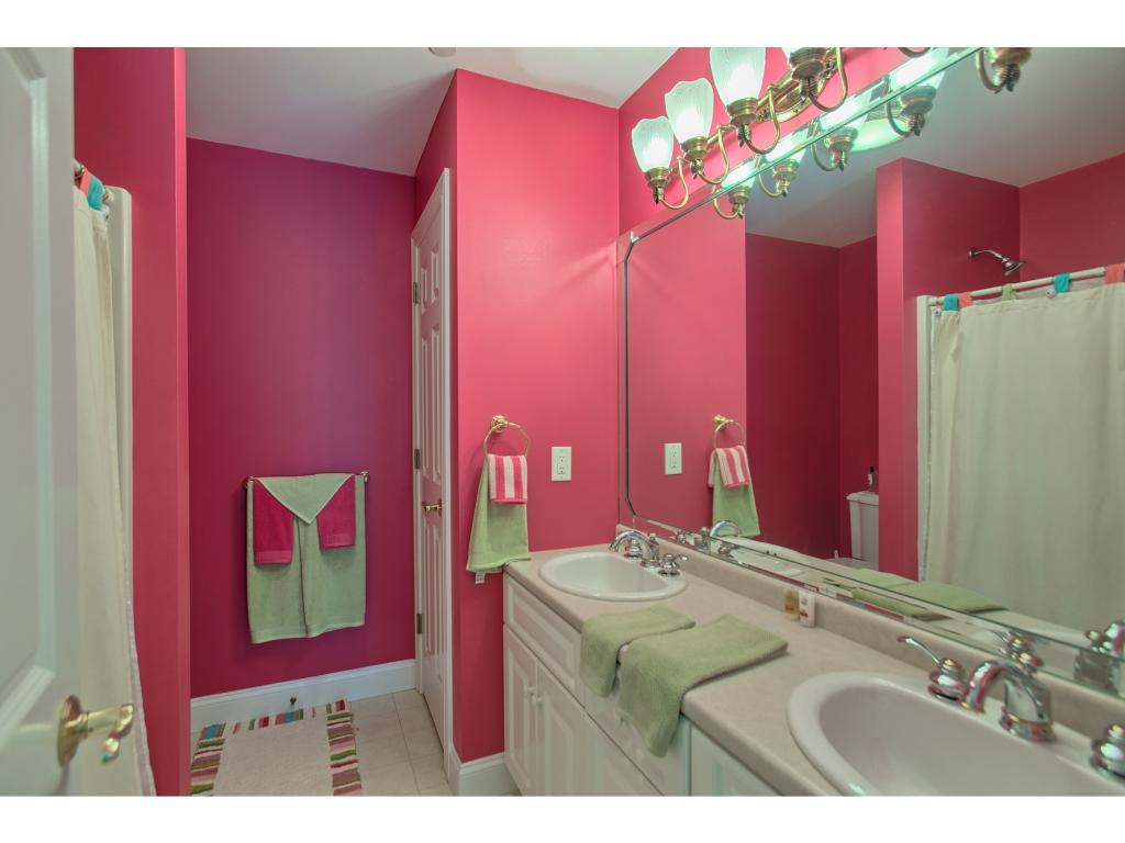 11 Parish Square, Unit 11 Atkinson, NH 03811 - Photo 24 of 31