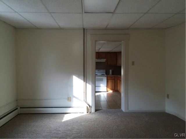 3200 Bingen Road Bethlehem, PA 18015 - Photo 5 of 31 Gallery Image 5