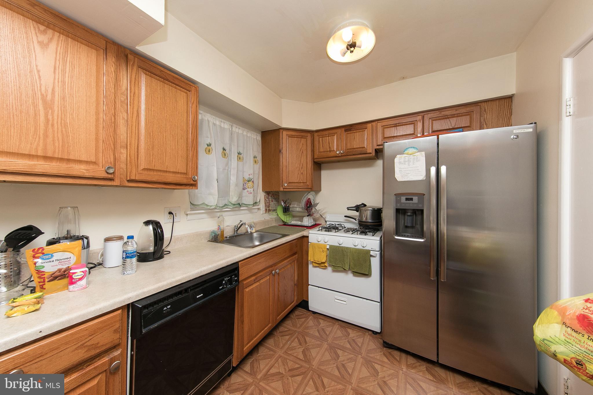 11944 Dumont Road Philadelphia, PA 19116 - Photo 18 of 22 Kitchen 1