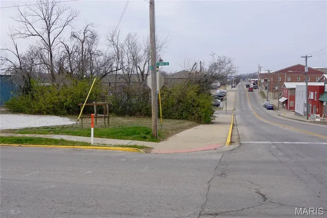 $100,000 | .25-ac North Olive Street, Rolla, MO 65401