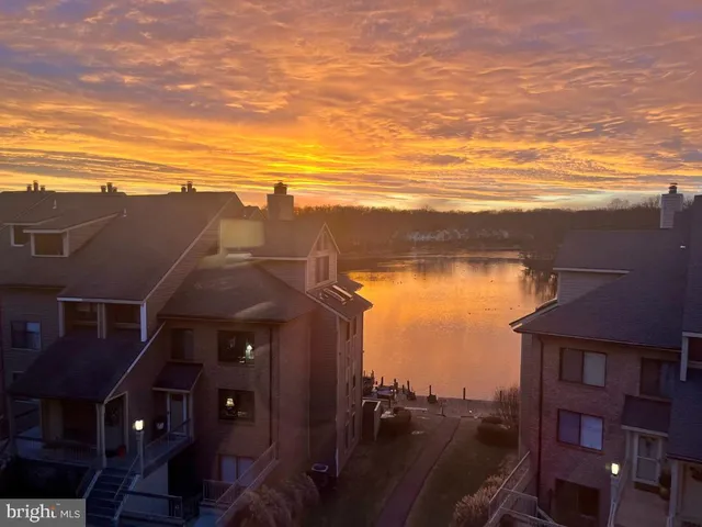 $3,900 | 11218 Harbor Court, Reston, VA 20191