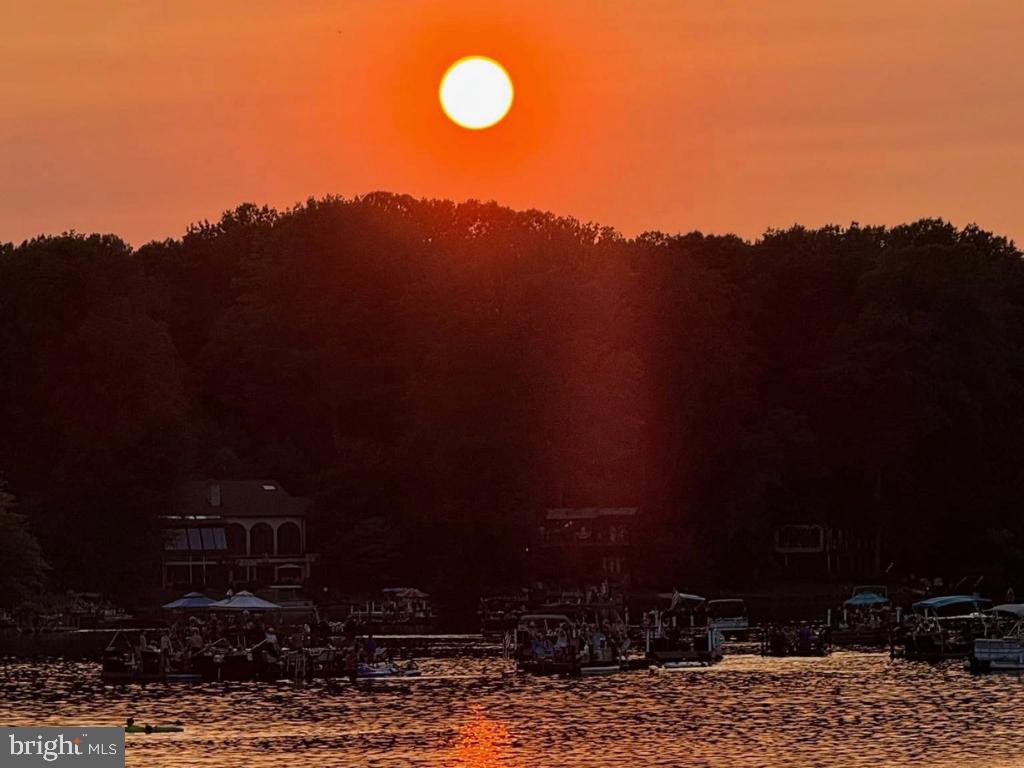 11218 Harbor Court Reston, VA 20191 - Photo 36 of 39 a view of outdoor space and city view