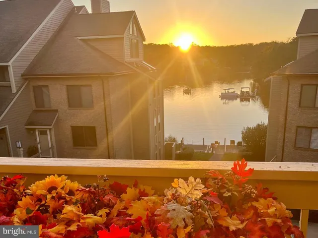 $3,900 | 11218 Harbor Court, Reston, VA 20191