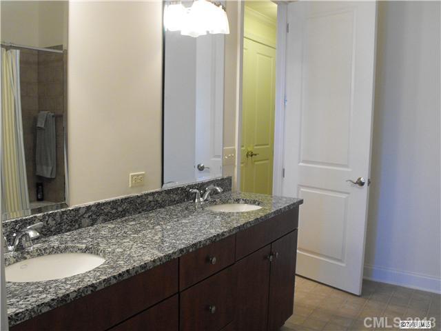 230 South Tryon Street, Unit 701 Charlotte, NC 28202 - Photo 6 of 15