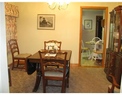 730 New Centerville Road Somerset, PA 15501 - Photo 3 of 16 Dining Room.