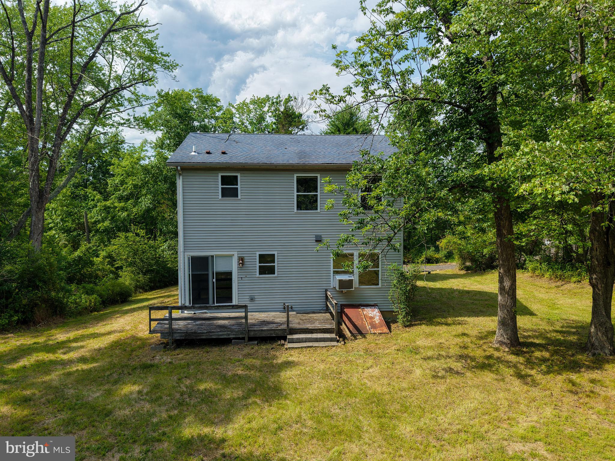 2015 Aquetong Road New Hope, PA 18938 - Photo 10 of 34