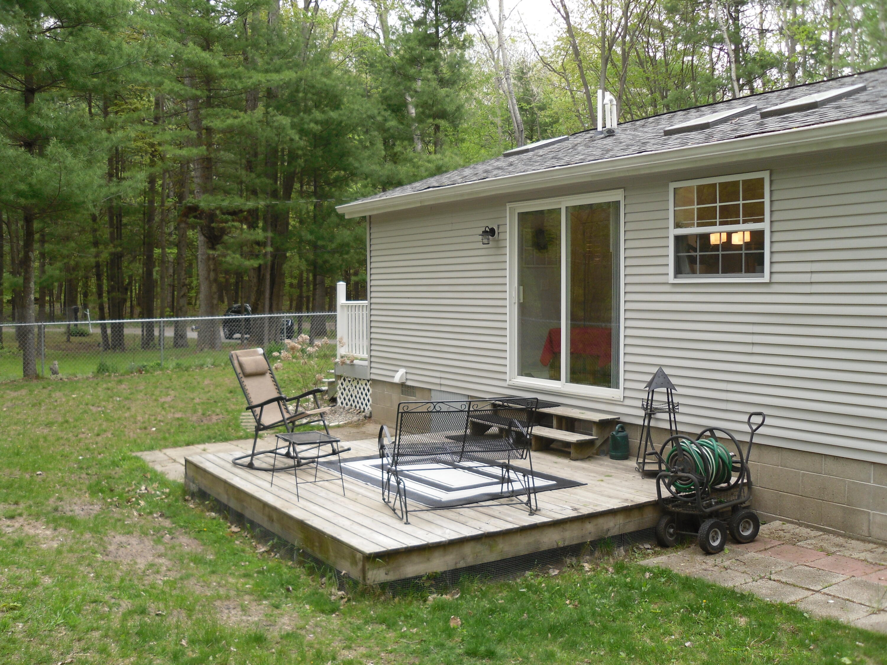 6515 Maple Road Ludington, MI 49431 - Photo 11 of 13 SAM_1021