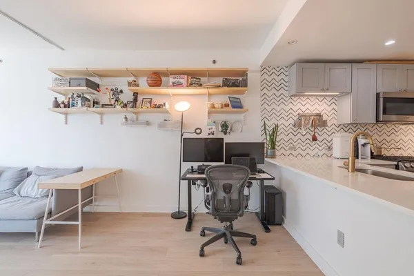 $799,000 | 20 Newport Parkway, Unit 1105, Jersey City, NJ 07310