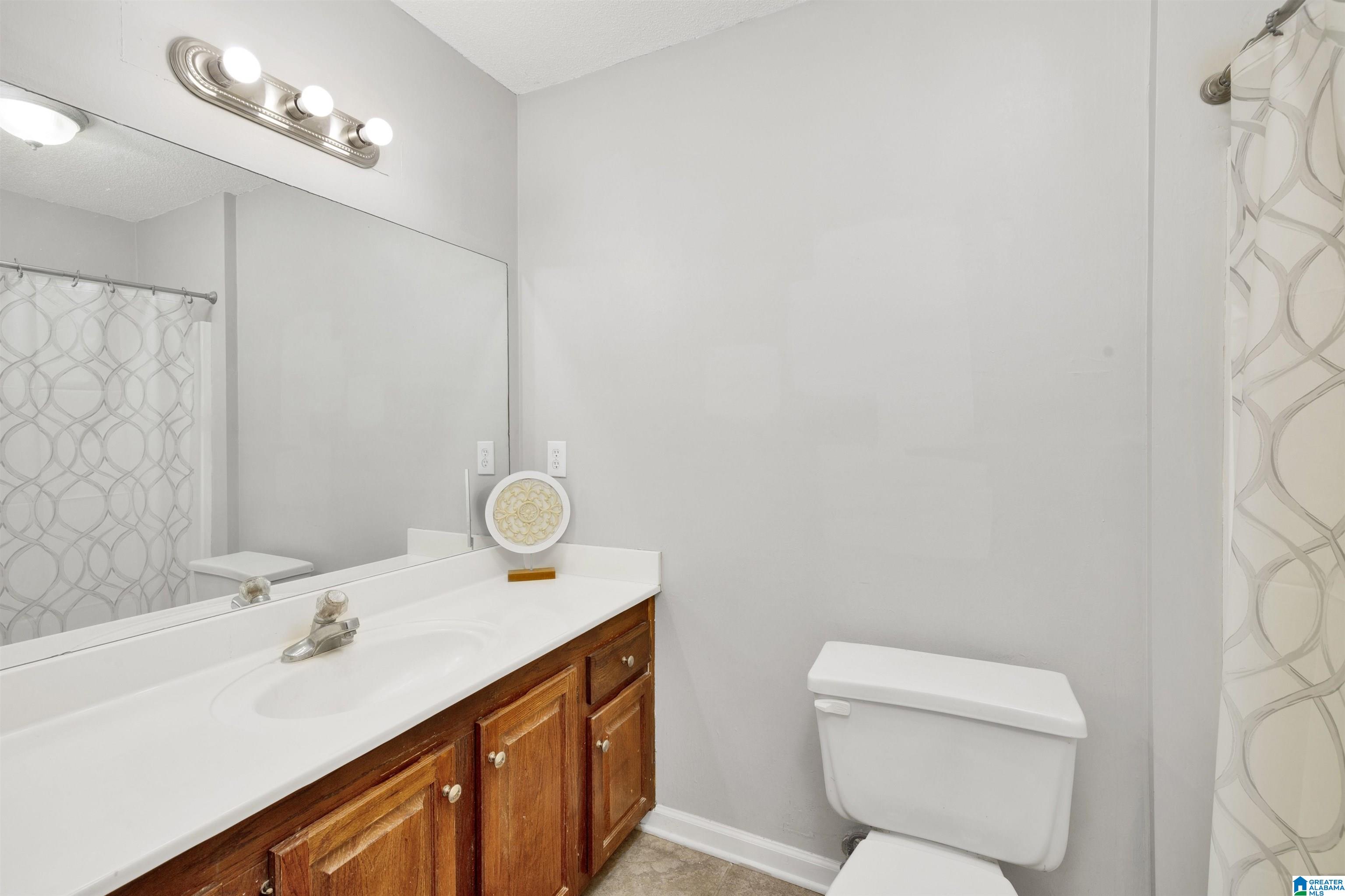 101 Cambridge Pointe Circle Alabaster, AL 35007 - Photo 16 of 27
