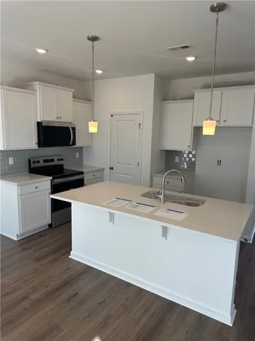 $239,900 | 415 Belgrove Way, Easley, SC 29640