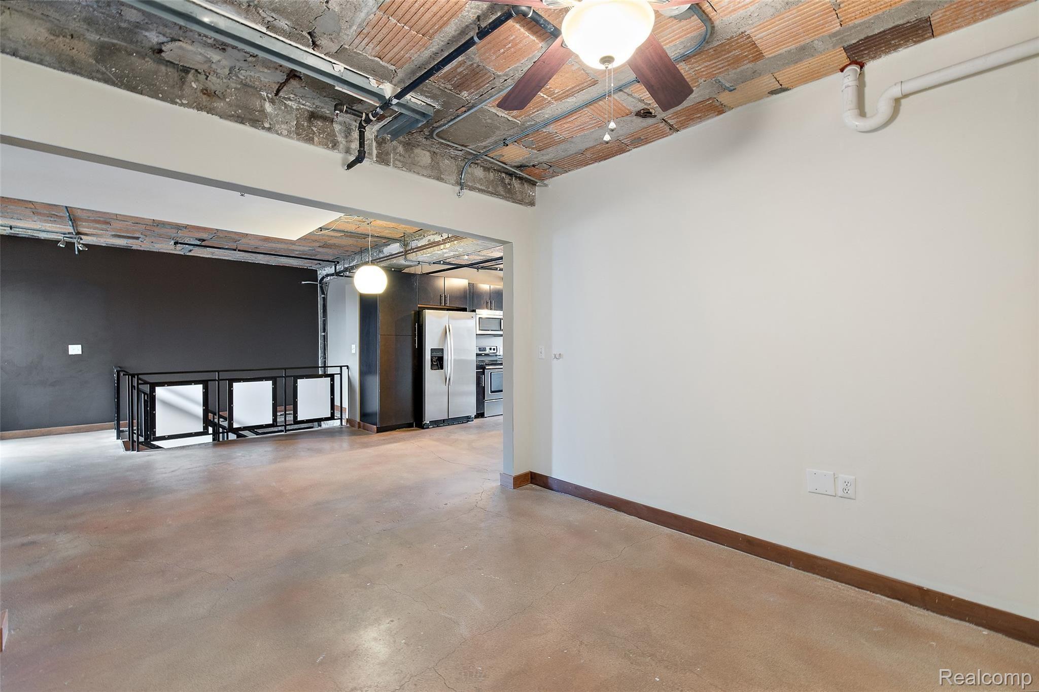 2915 John R Street, Unit 510 Detroit, MI 48201 - Photo 13 of 28 2915 John R 510-25.jpg
