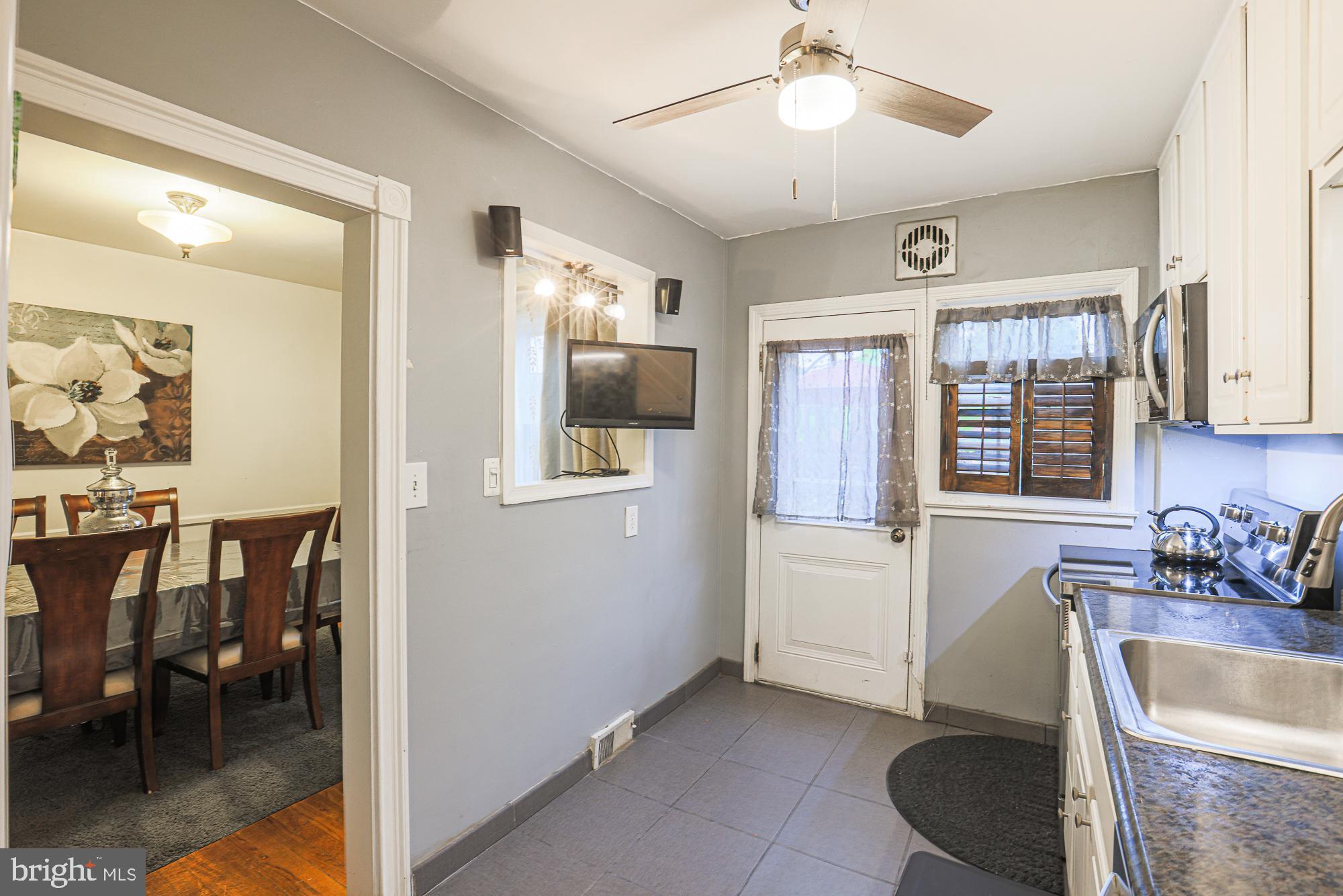 1351 Cedarcroft Road Baltimore, MD 21239 - Photo 16 of 49