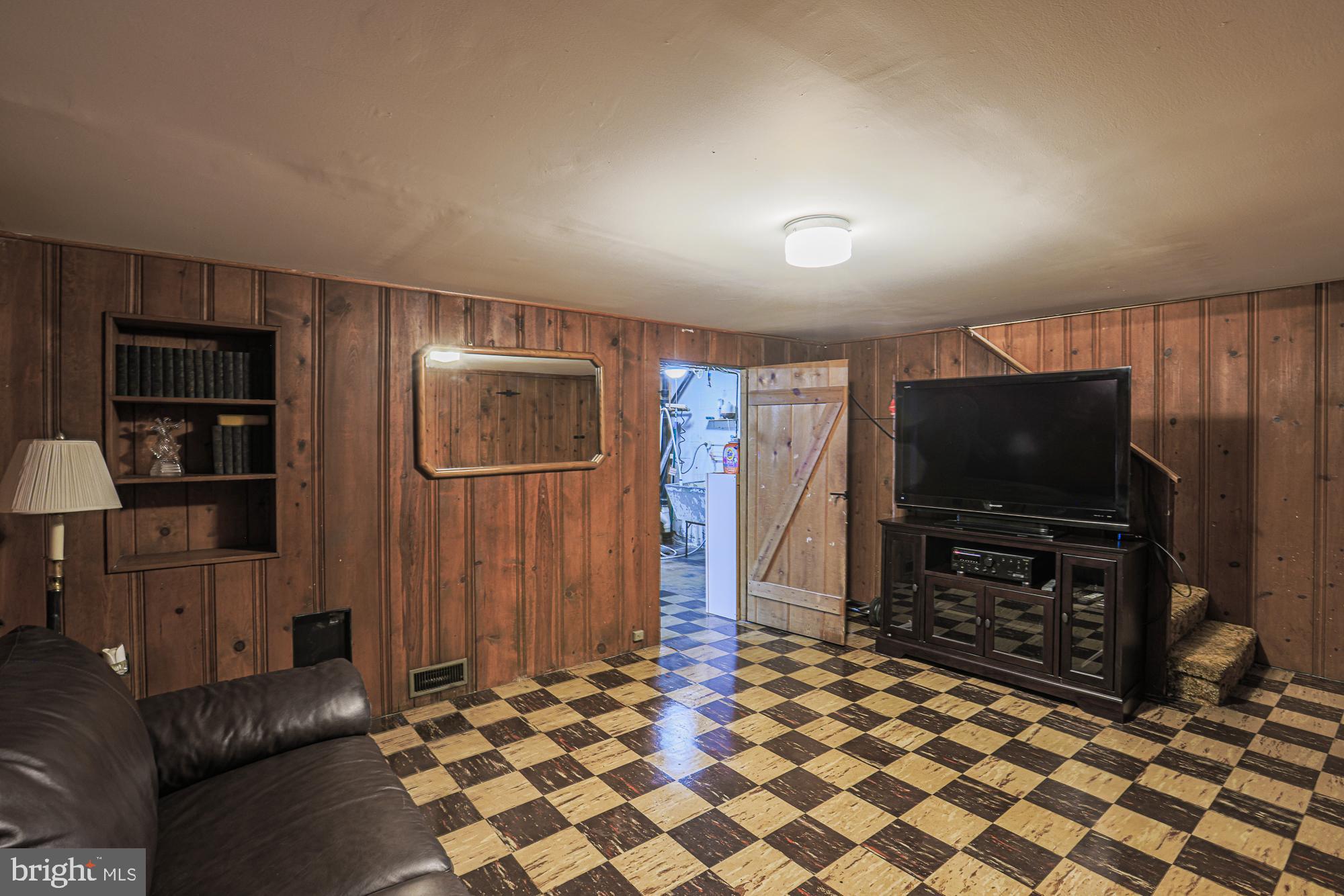 1351 Cedarcroft Road Baltimore, MD 21239 - Photo 35 of 49