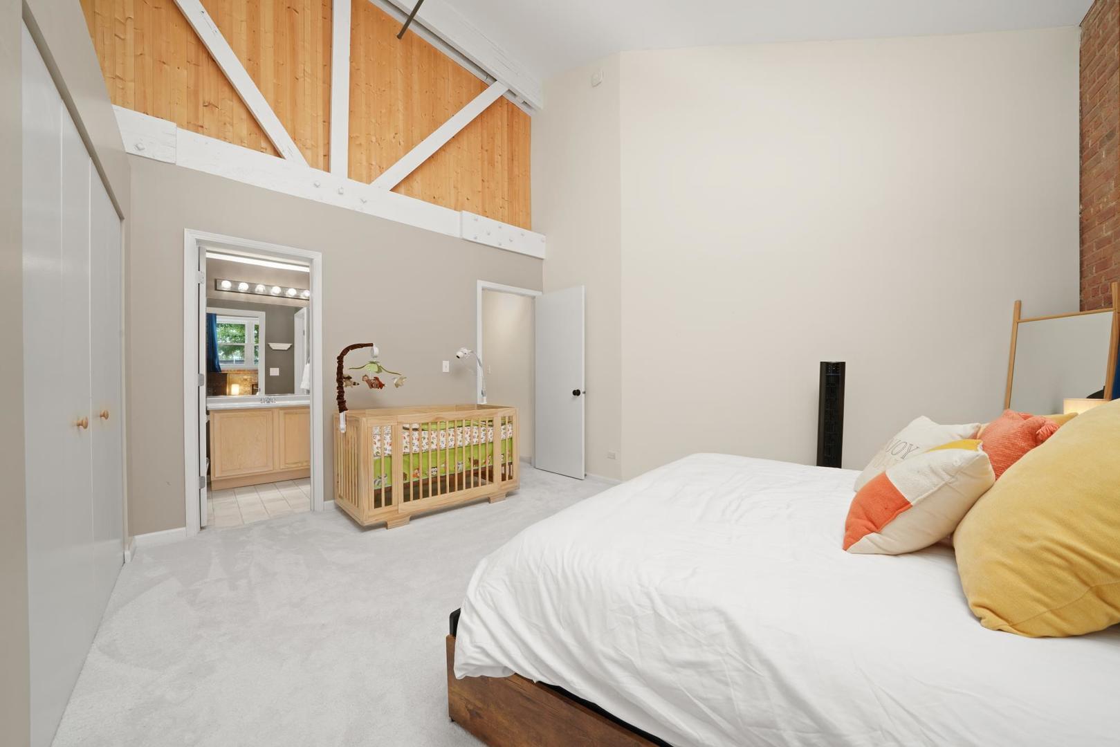 1834 Ridge Avenue, Unit 102 Evanston, IL 60201 - Photo 16 of 36