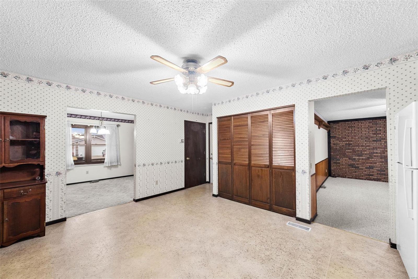 421 Sutters Mill Road St. Peters, MO 63376 - Photo 8 of 35 Gallery Image 8