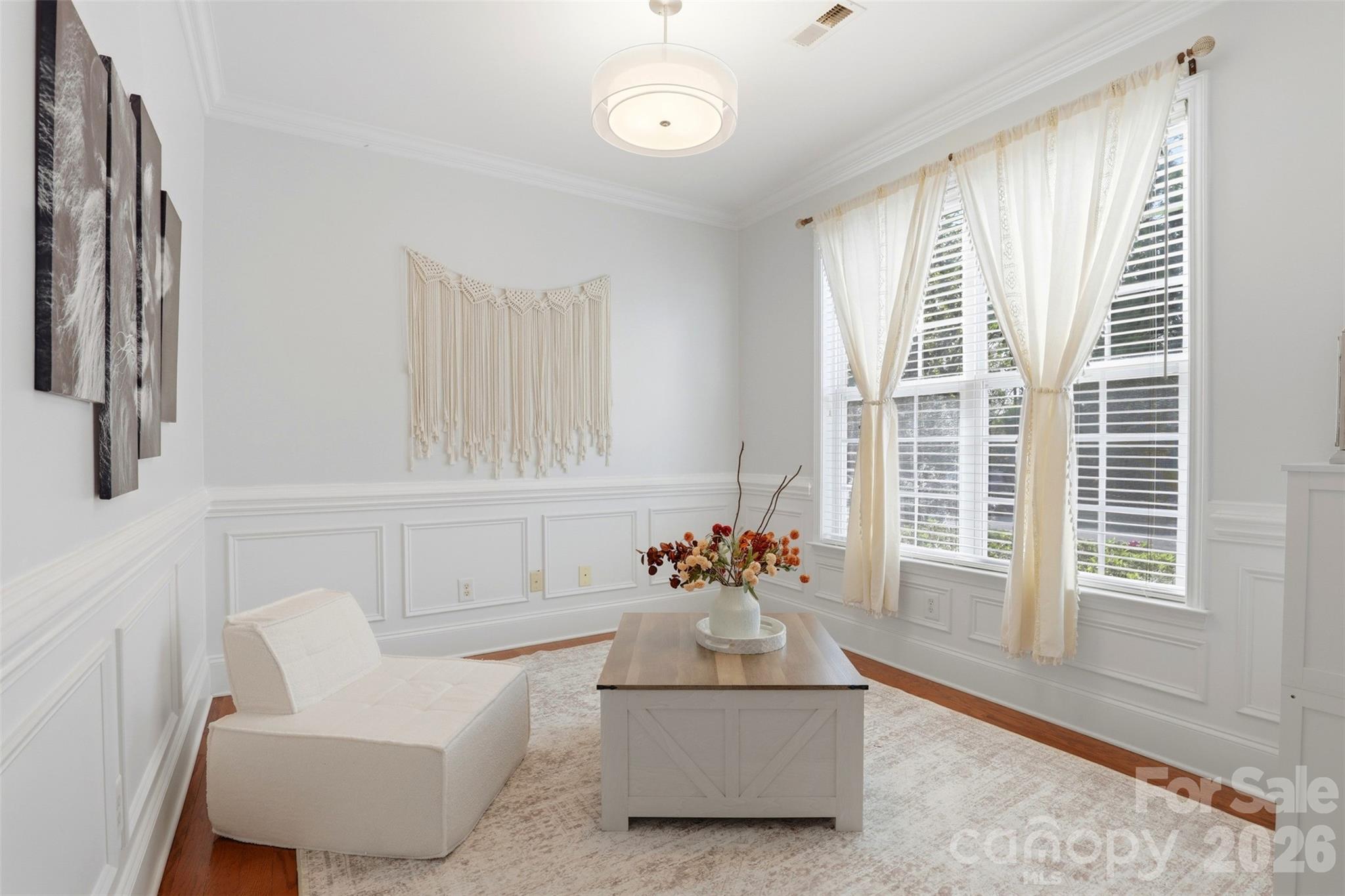 532 Bent Leaf Court Fort Mill, SC 29708 - Photo 5 of 27 a living room with furniture and flowers